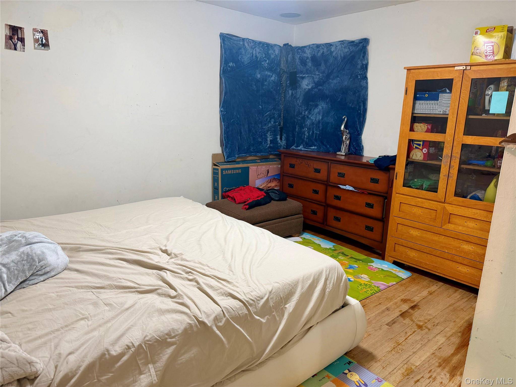 Maison de 4 Chambres à Vendre à Lake Ronkonkoma, New York, États-Unis - 7