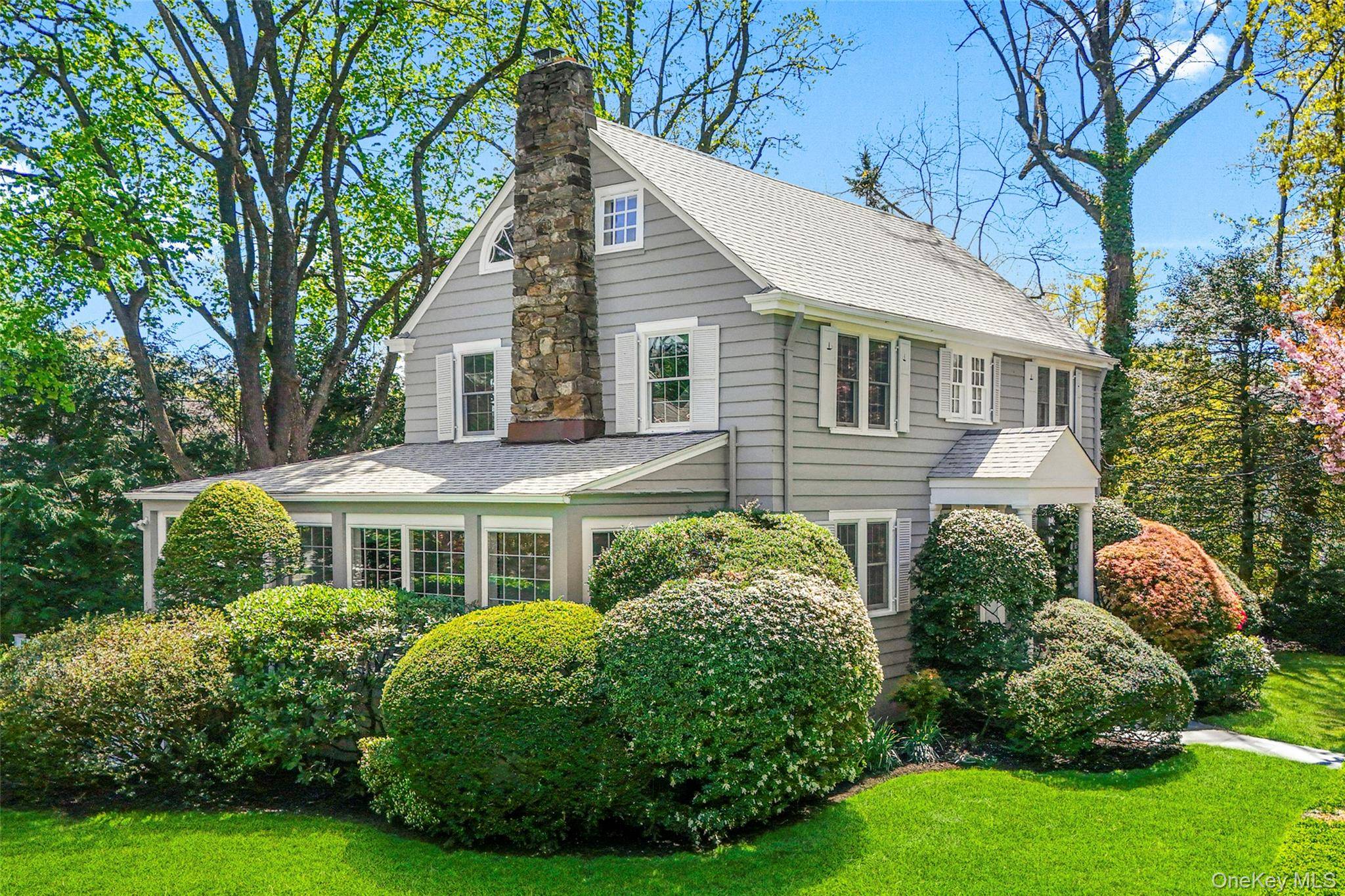 Casa com 4 Quartos à Venda em Larchmont - Nova Iorque - EUA - 2