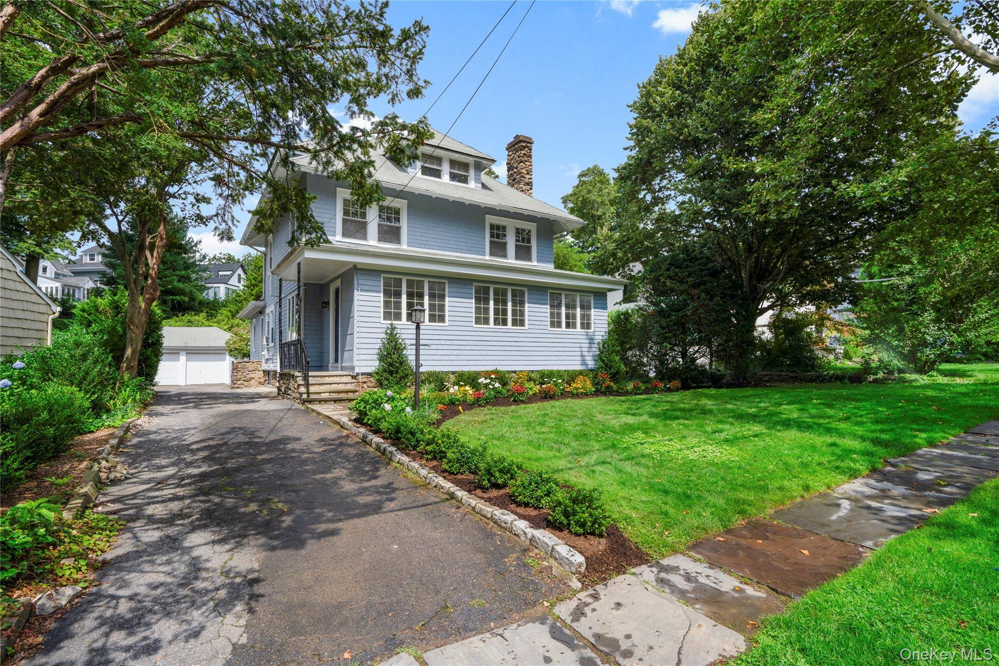 Casa de 4 Dormitorios en Venta en Larchmont - Nueva York - EE. UU. - 1