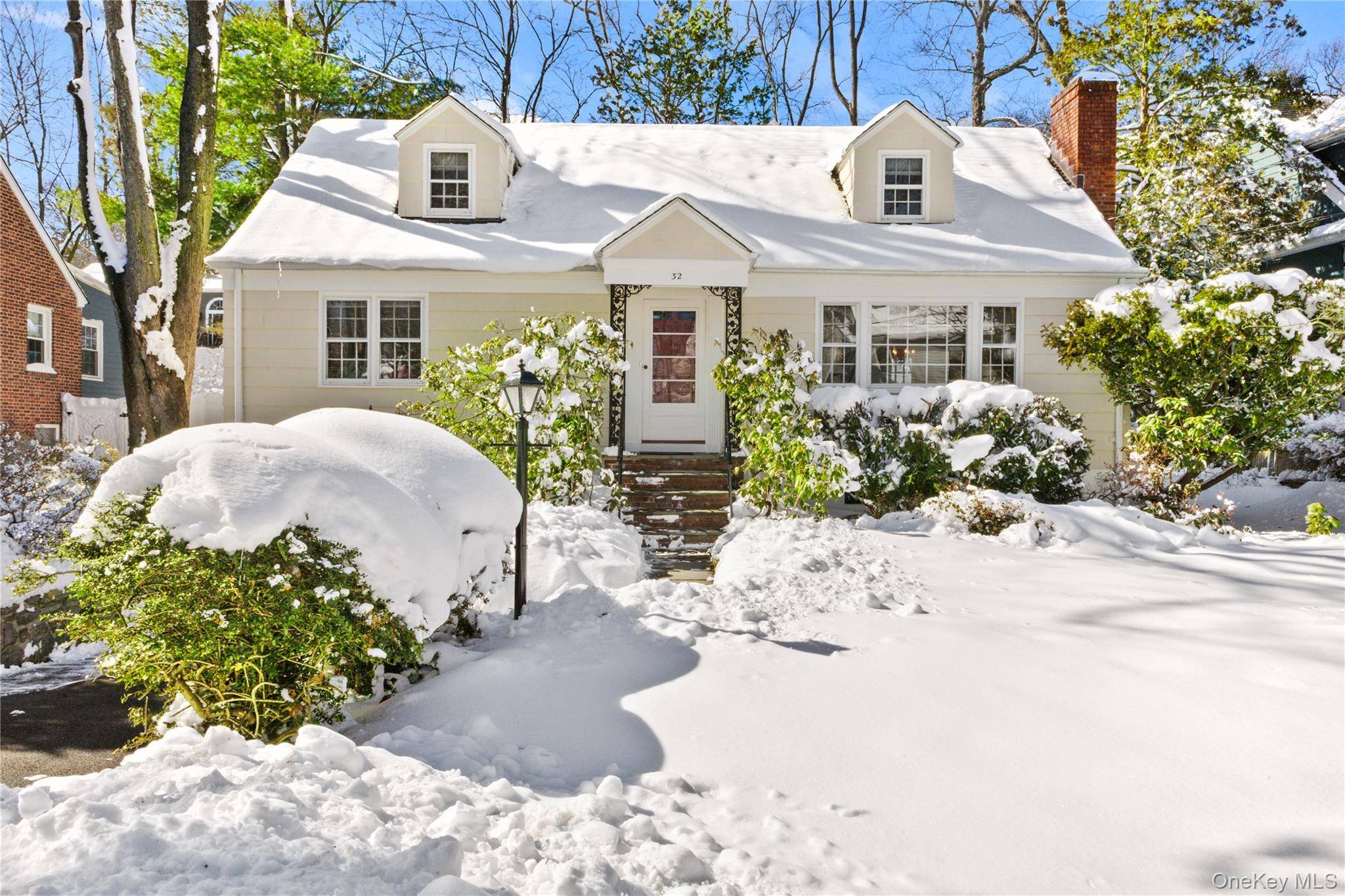 Casa com 4 Quartos à Venda em Larchmont - Nova Iorque - EUA - 1