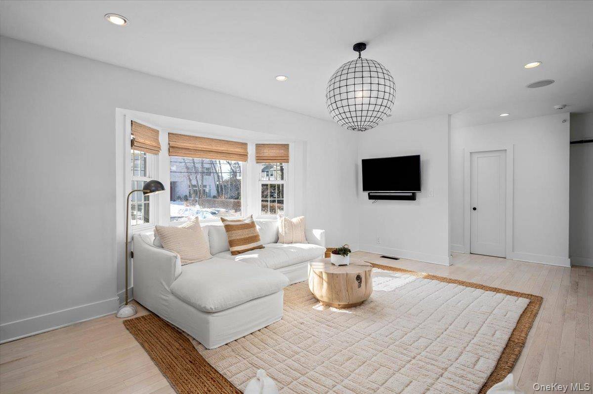 Casa com 4 Quartos à Venda em Larchmont - Nova Iorque - EUA - 8