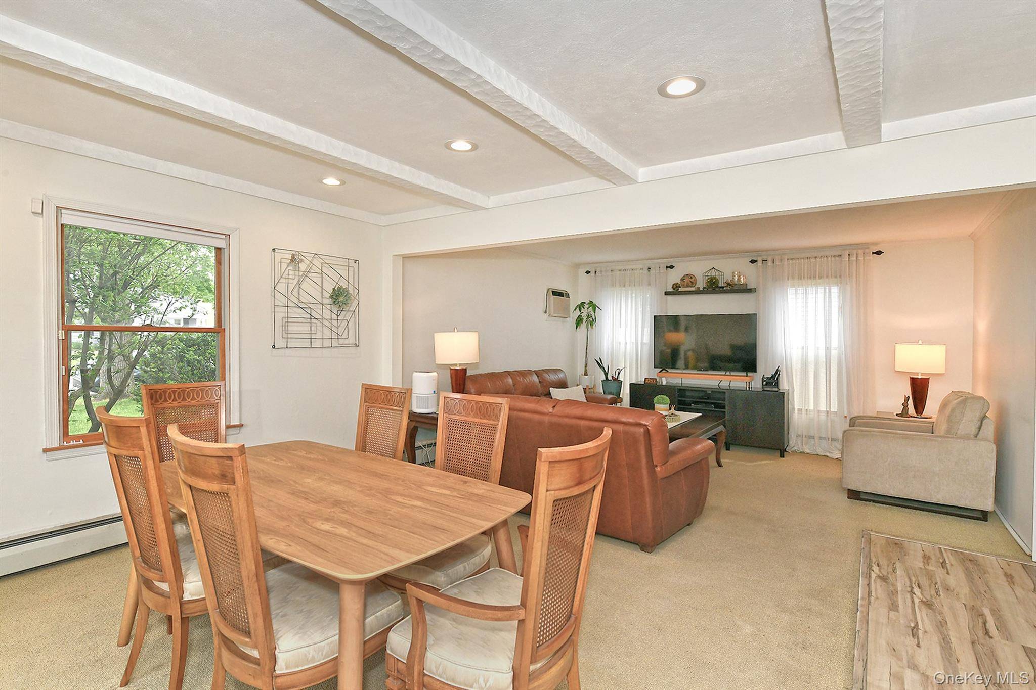 Casa com 4 Quartos à Venda em Levittown - Nova Iorque - EUA - 7