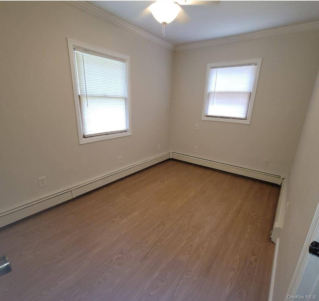 Casa com 4 Quartos à Venda em Levittown - Nova Iorque - EUA - 6