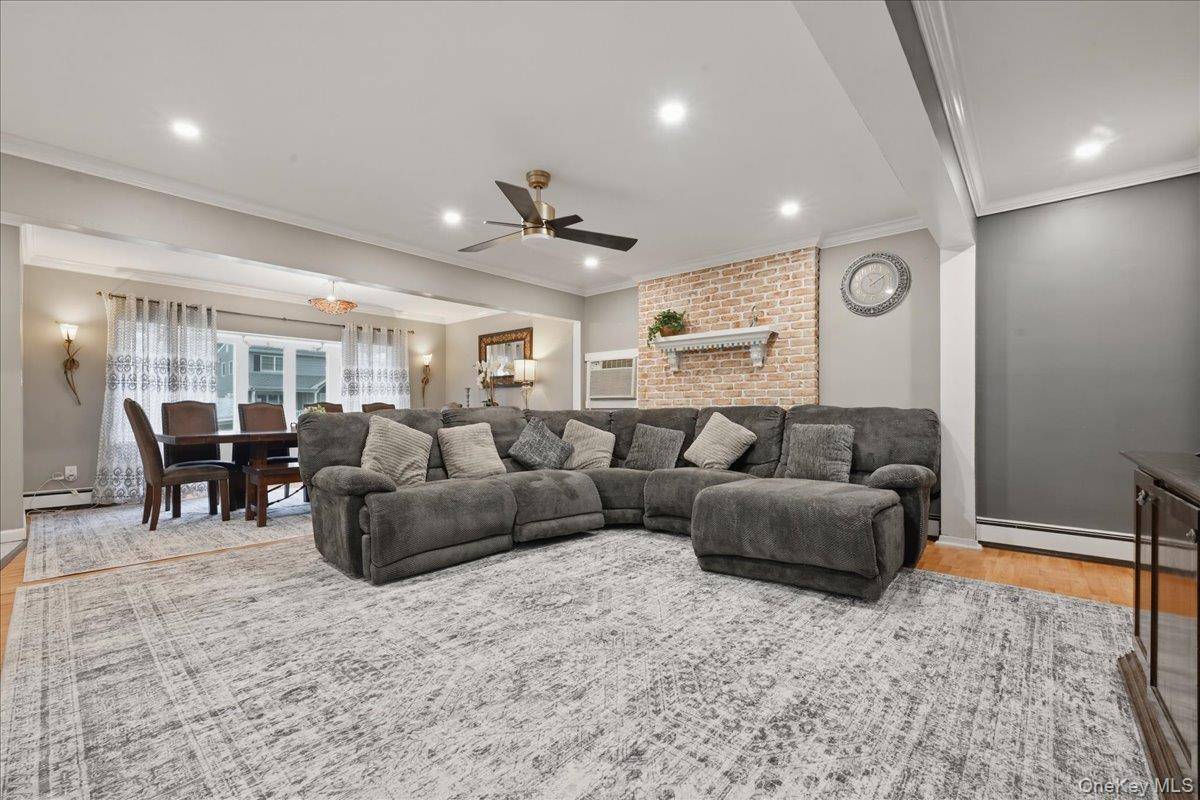 Casa com 4 Quartos à Venda em Levittown - Nova Iorque - EUA - 5