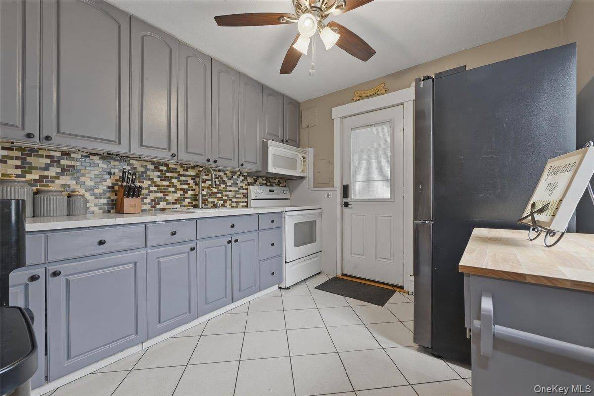 Casa com 4 Quartos à Venda em Levittown - Nova Iorque - EUA - 8