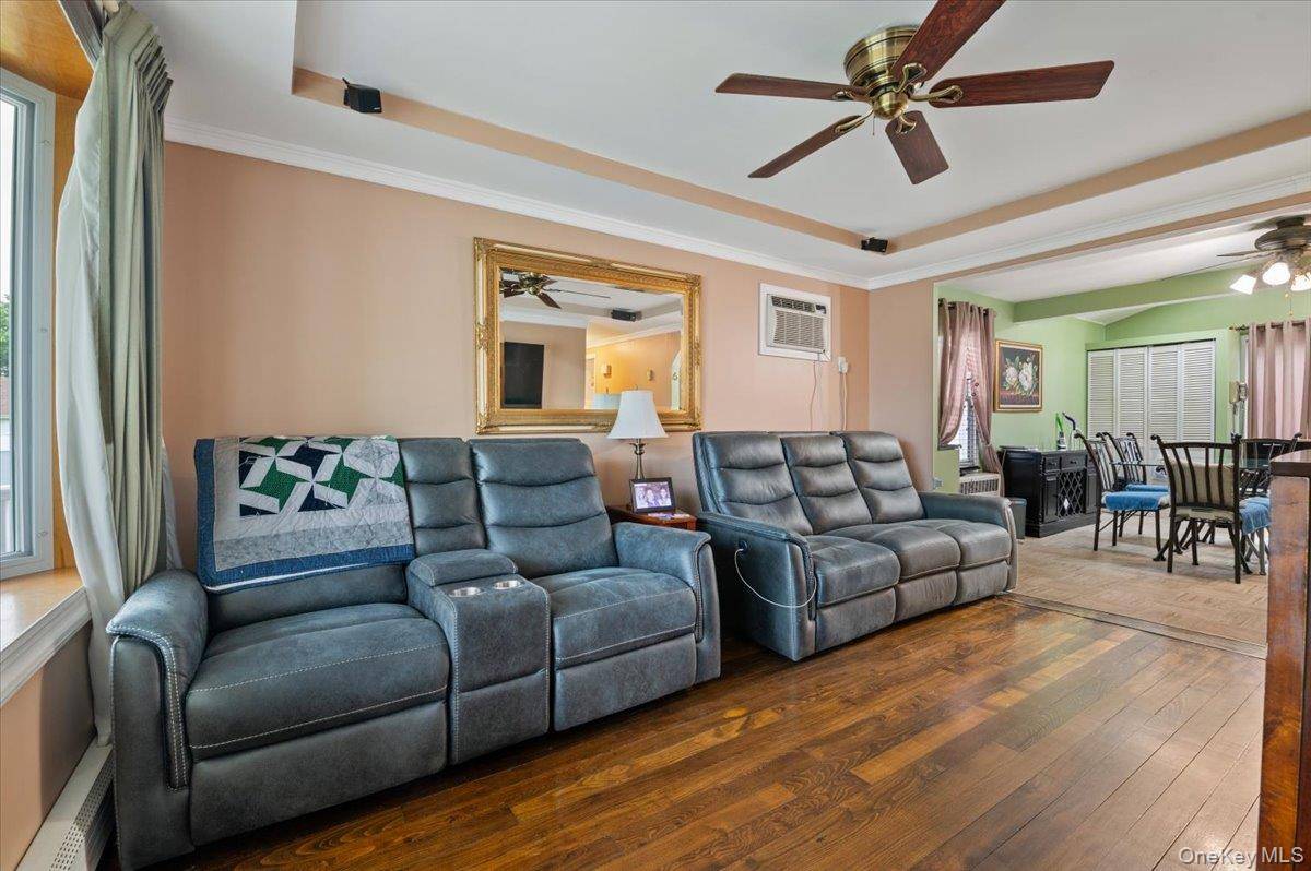 Casa com 4 Quartos à Venda em Levittown - Nova Iorque - EUA - 4