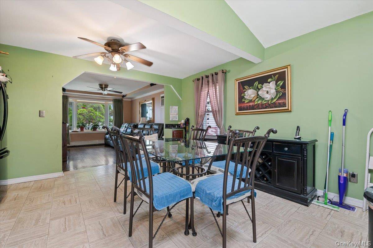 Casa com 4 Quartos à Venda em Levittown - Nova Iorque - EUA - 7