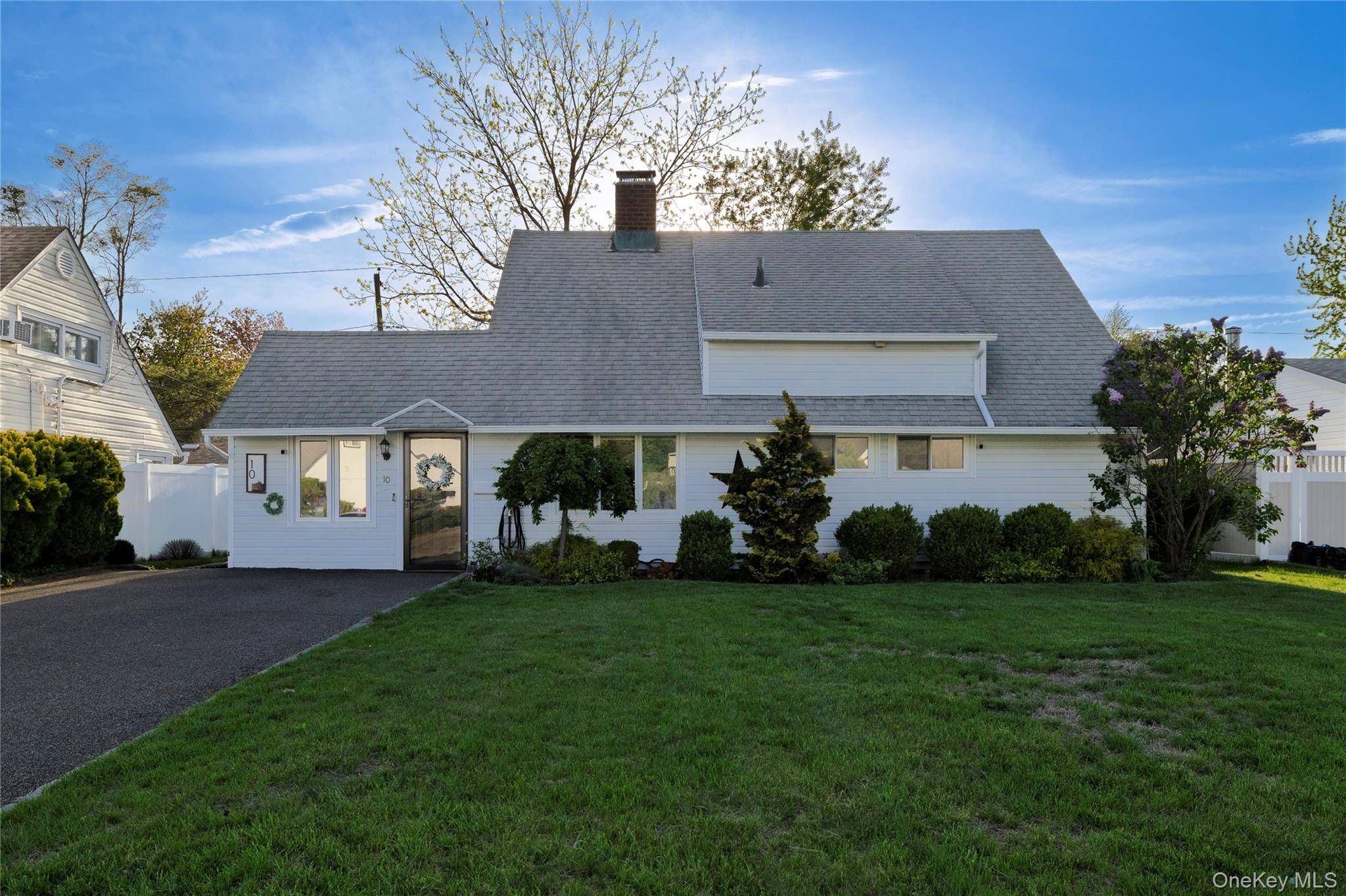 Casa com 4 Quartos à Venda em Levittown - Nova Iorque - EUA - 4