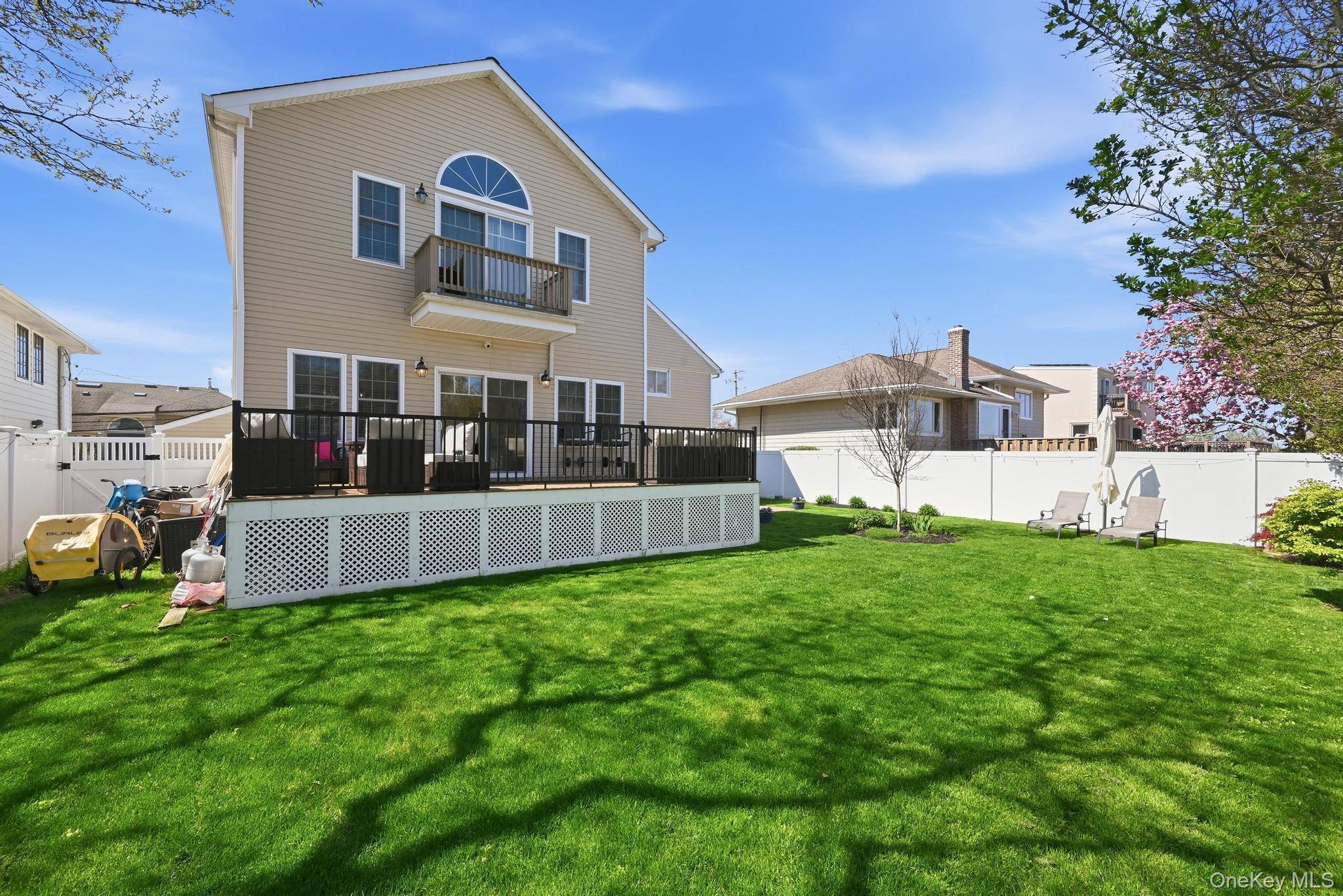 4 Bedroom Home for Sale in Lido Beach - New York - USA - 6