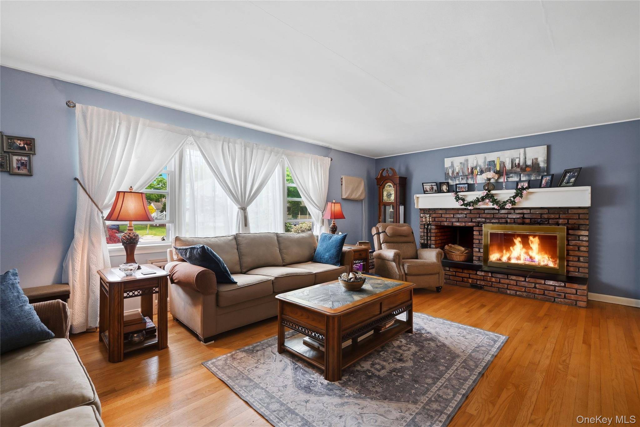 Casa com 4 Quartos à Venda em Lindenhurst - Nova Iorque - EUA - 8