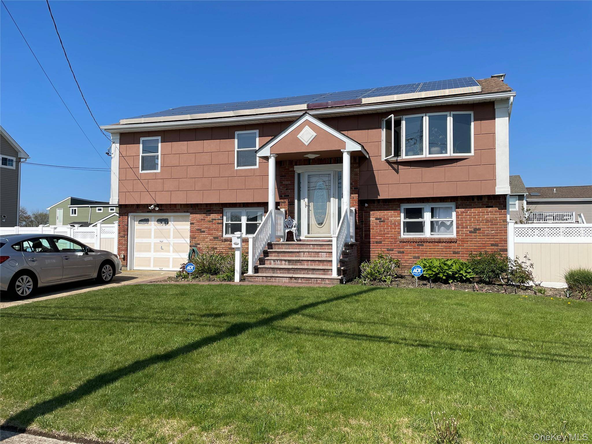 Maison 4 chambres à vendre à Lindenhurst - New York - USA - 1