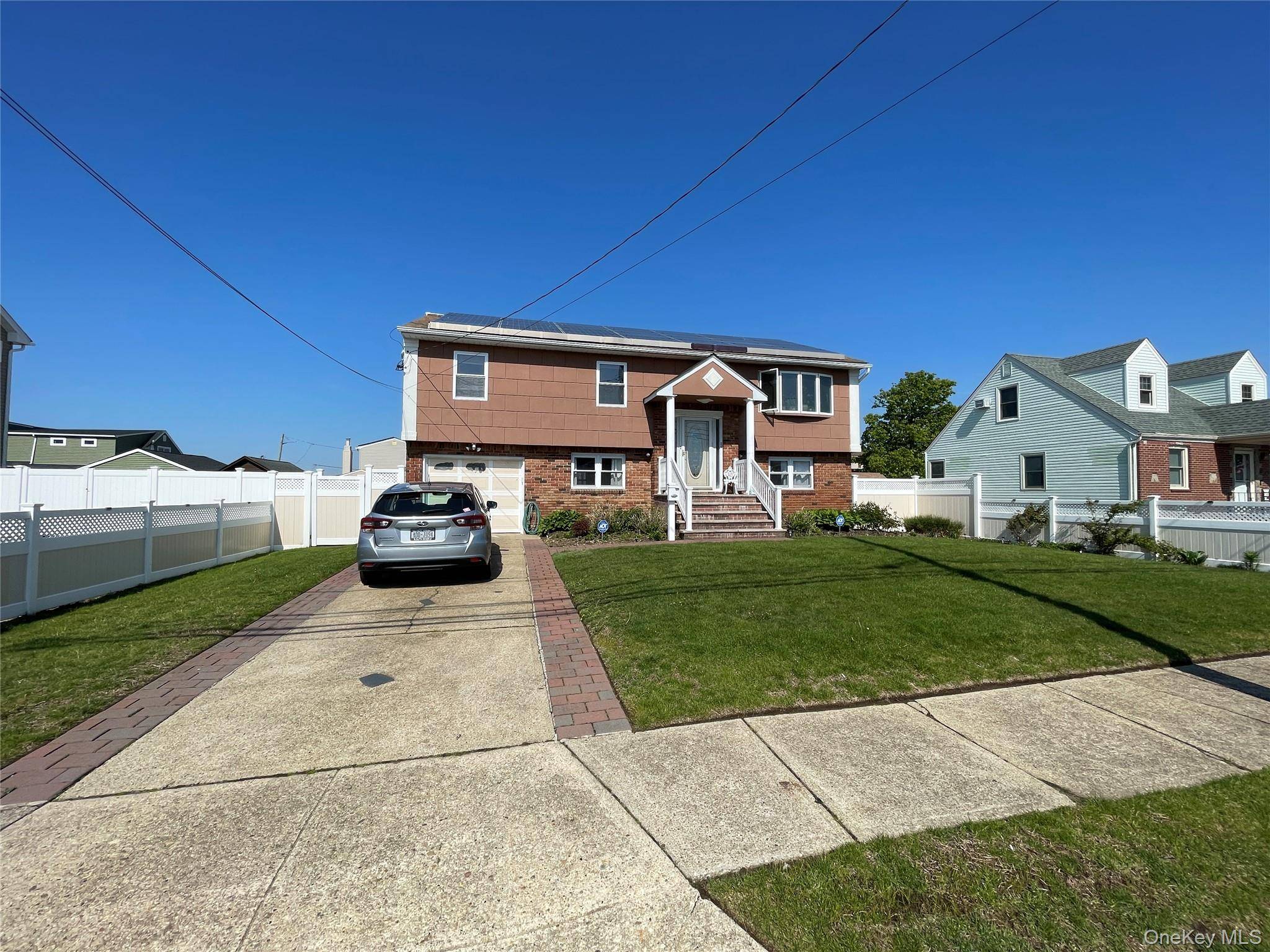 Maison 4 chambres à vendre à Lindenhurst - New York - USA - 2