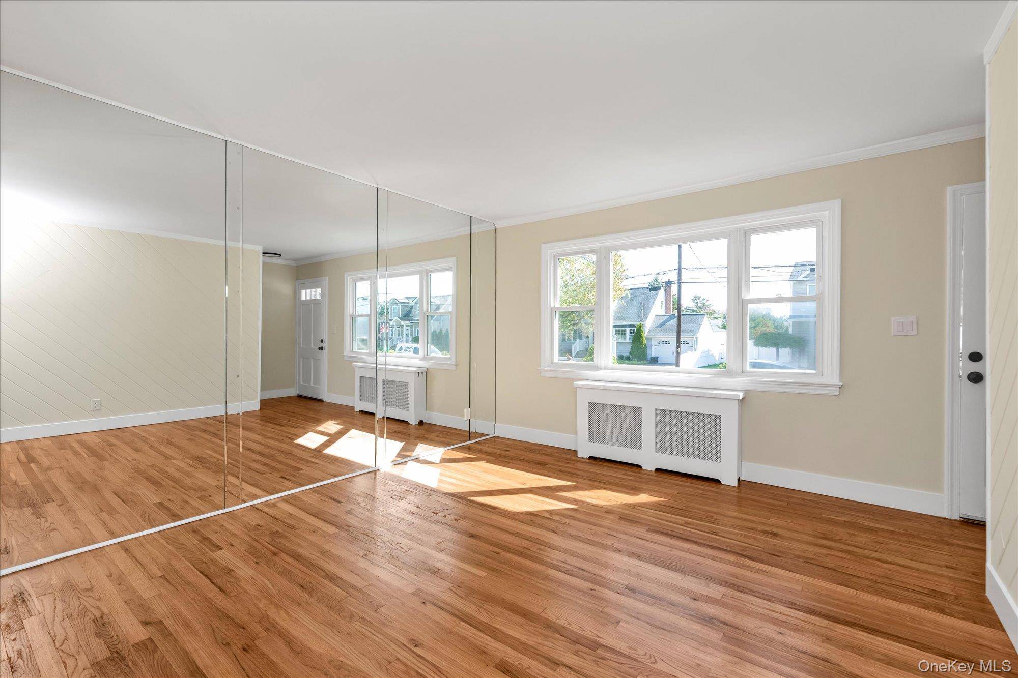 Casa com 4 Quartos à Venda em Lindenhurst - Nova Iorque - EUA - 5