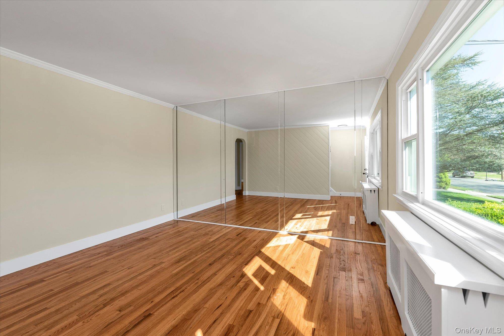 Casa com 4 Quartos à Venda em Lindenhurst - Nova Iorque - EUA - 6