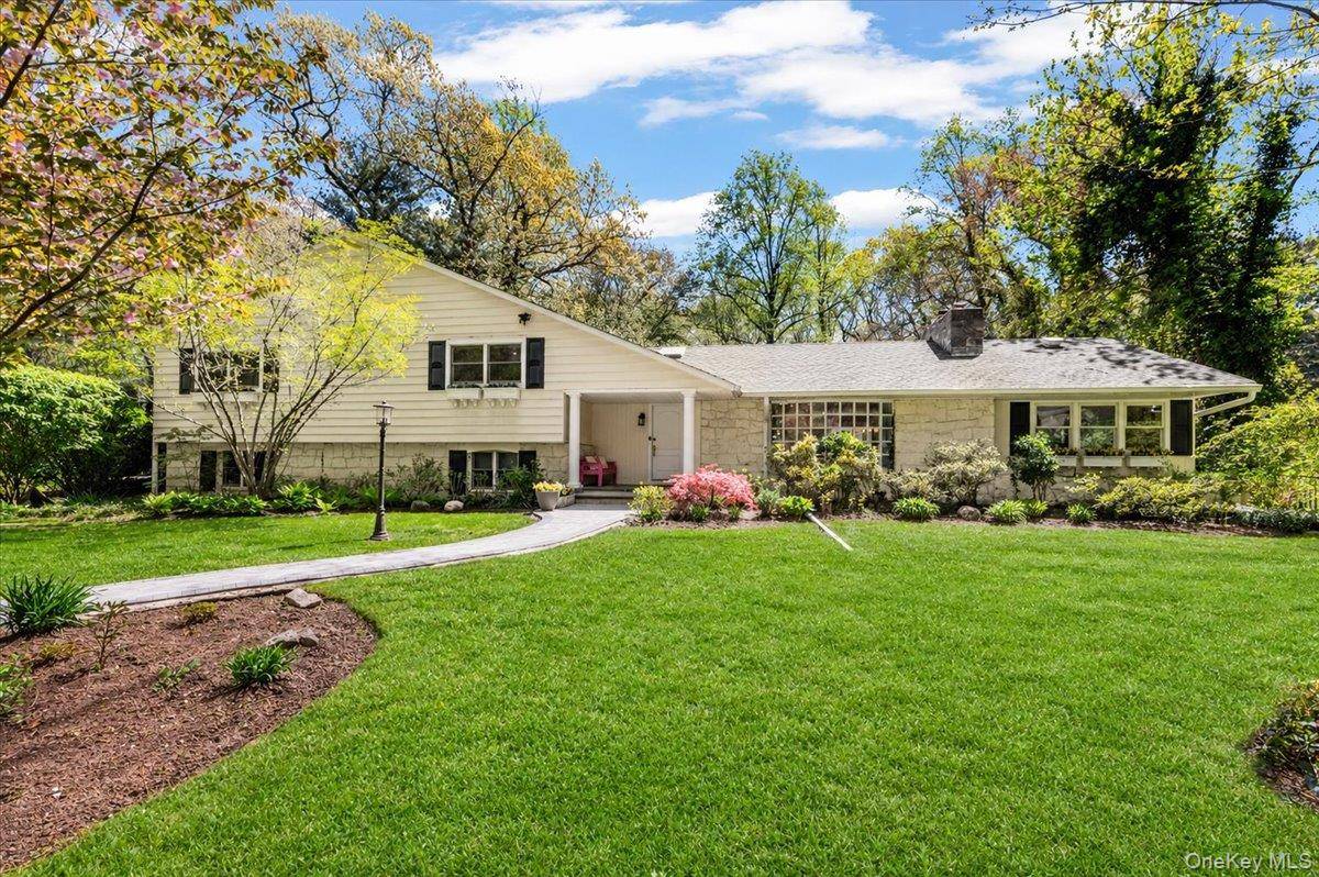 Casa com 4 Quartos à Venda em Locust Valley - Nova Iorque - EUA - 1