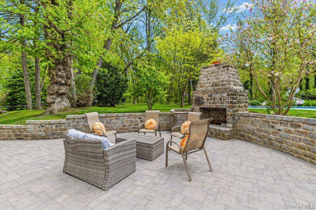 Casa com 4 Quartos à Venda em Locust Valley - Nova Iorque - EUA - 5