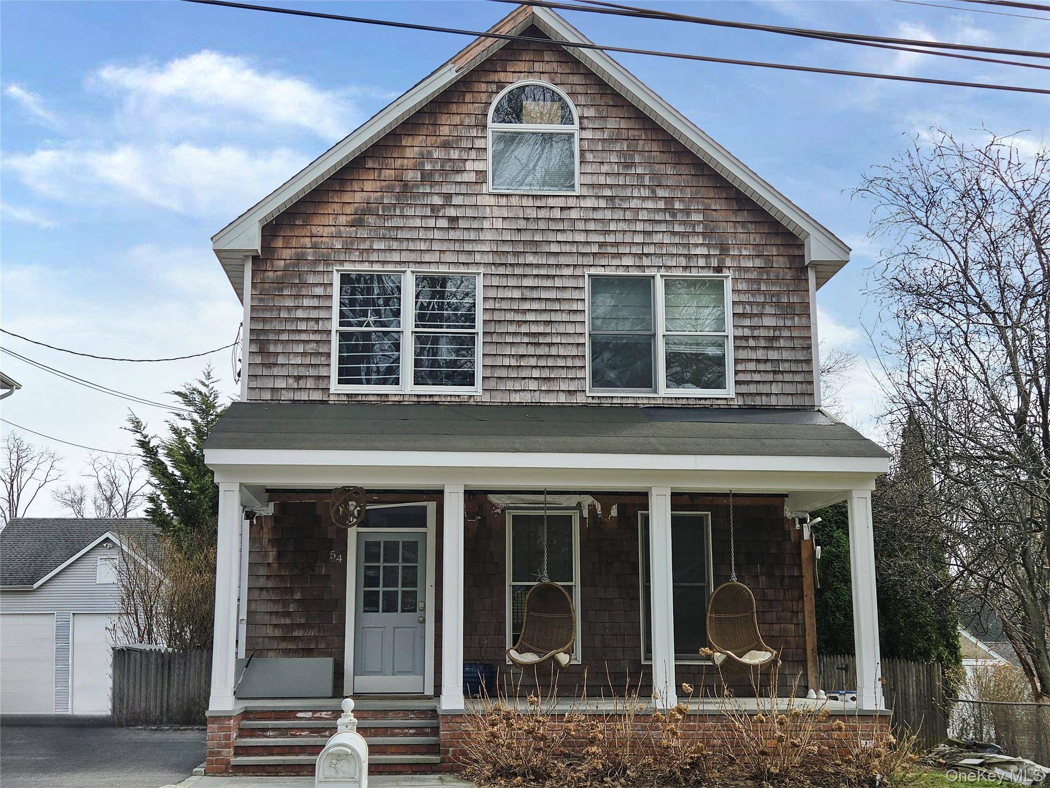 Casa de 4 Dormitorios en Venta en Locust Valley - Nueva York - EE. UU. - 1
