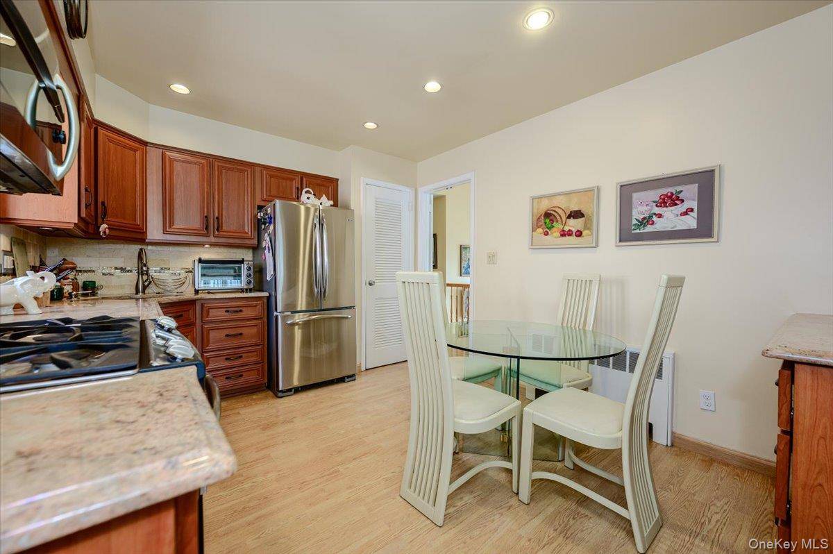 4 Bedroom Home for Sale in Long Beach - New York - USA - 8