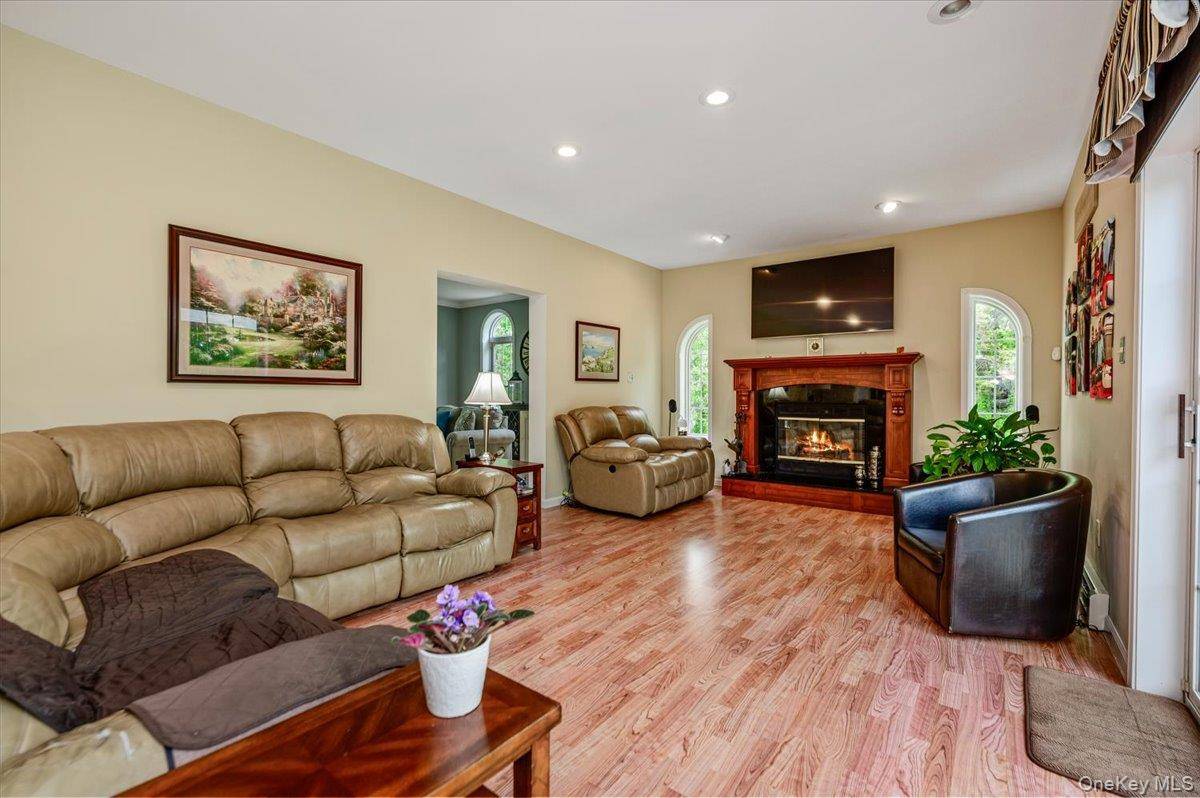 Casa com 4 Quartos à Venda em Mahopac - Nova Iorque - EUA - 7
