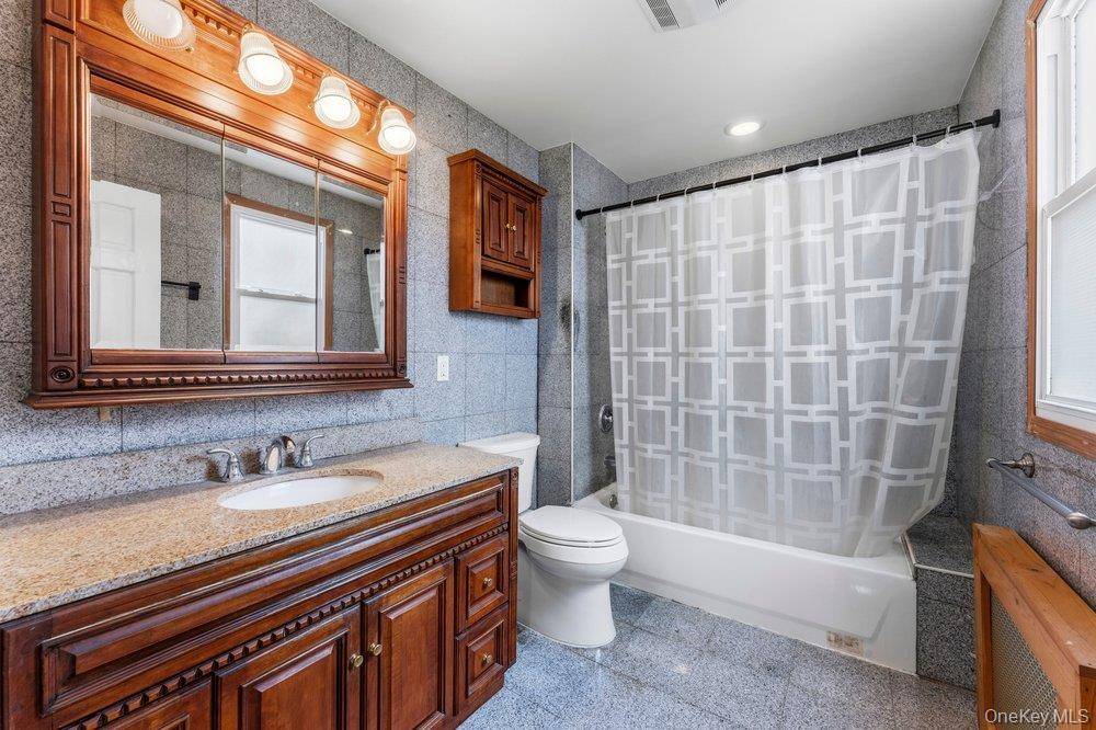 Casa com 4 Quartos à Venda em Malverne - Nova Iorque - EUA - 8