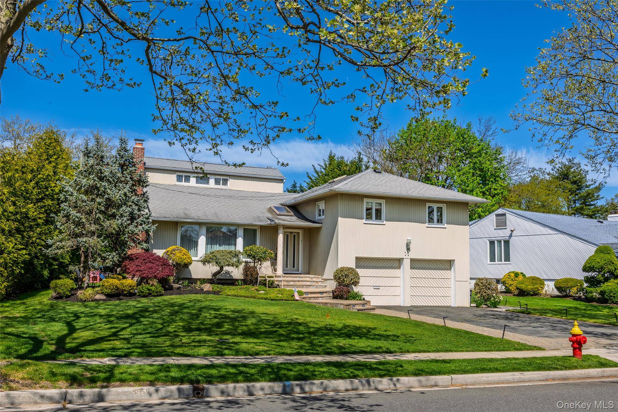 Casa com 4 Quartos à Venda em Manhasset Hills - Nova Iorque - EUA - 3