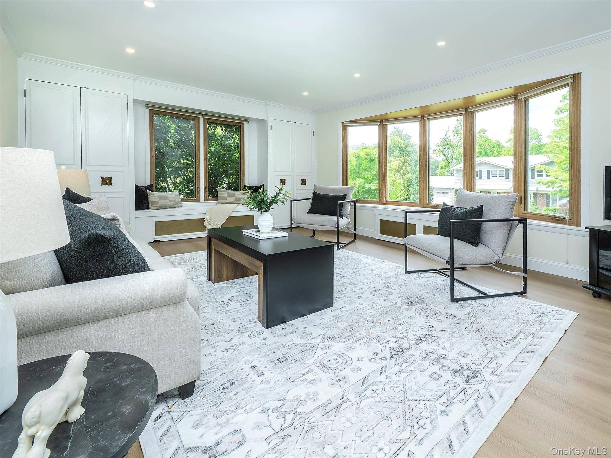 Casa de 4 Dormitorios en Venta en Manhasset - Nueva York - EE. UU. - 8