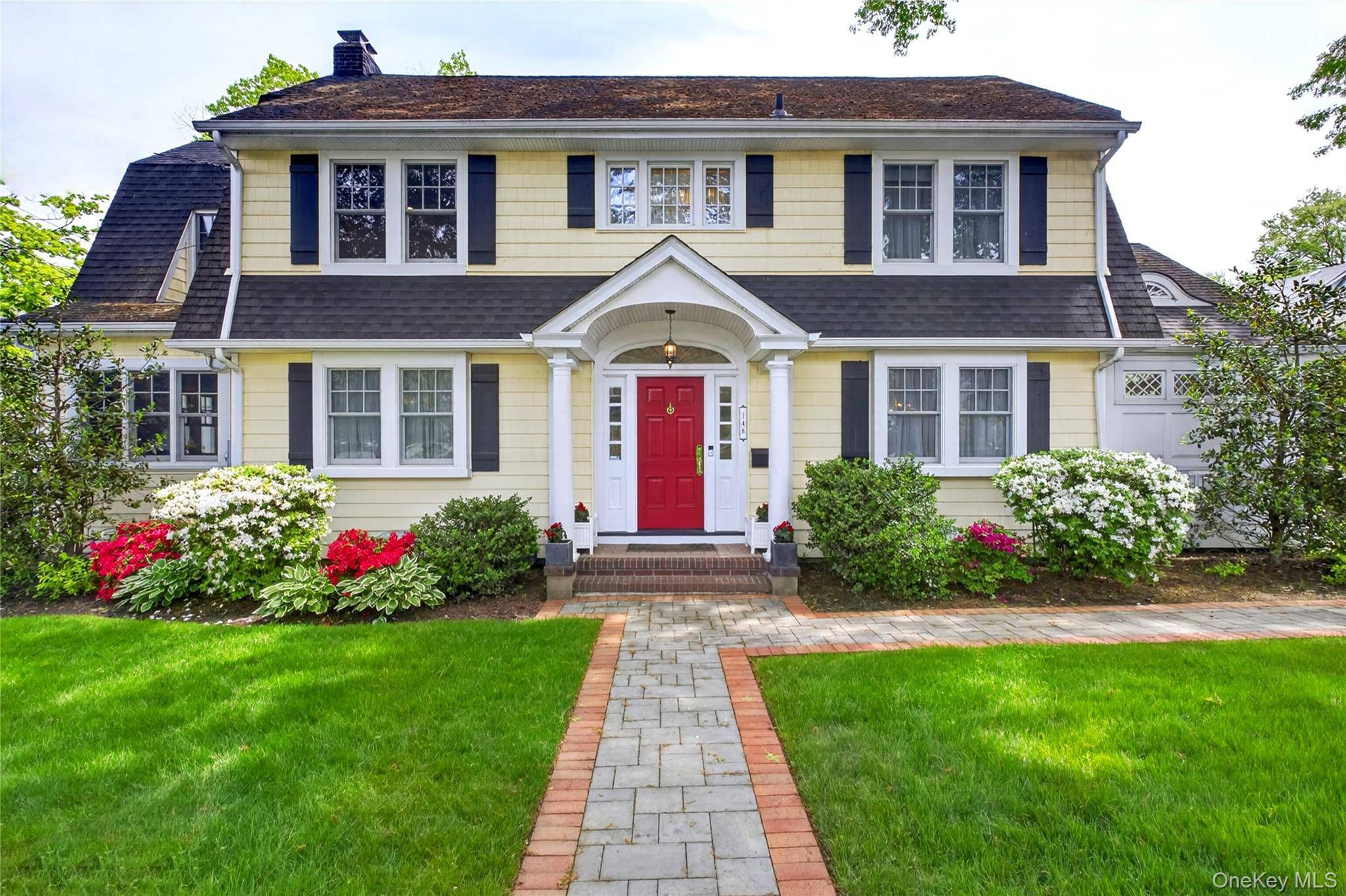 Casa com 4 Quartos à Venda em Manhasset - Nova Iorque - EUA - 1