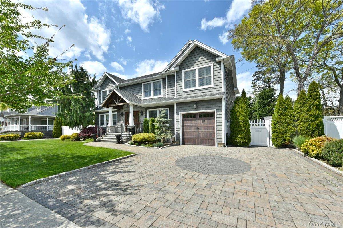 Casa de 4 Dormitorios en Venta en Massapequa - Nueva York - EE. UU. - 5