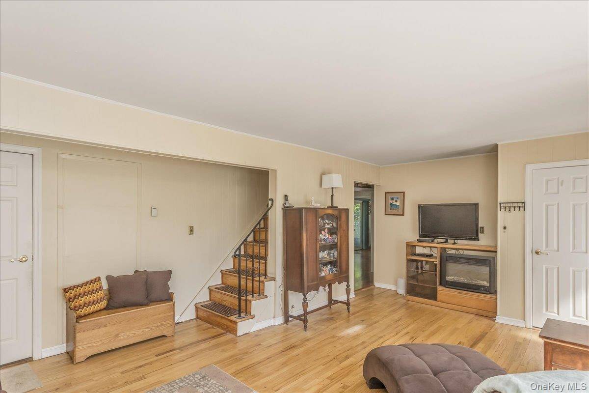 Casa com 4 Quartos à Venda em Massapequa Park - Nova Iorque - EUA - 6