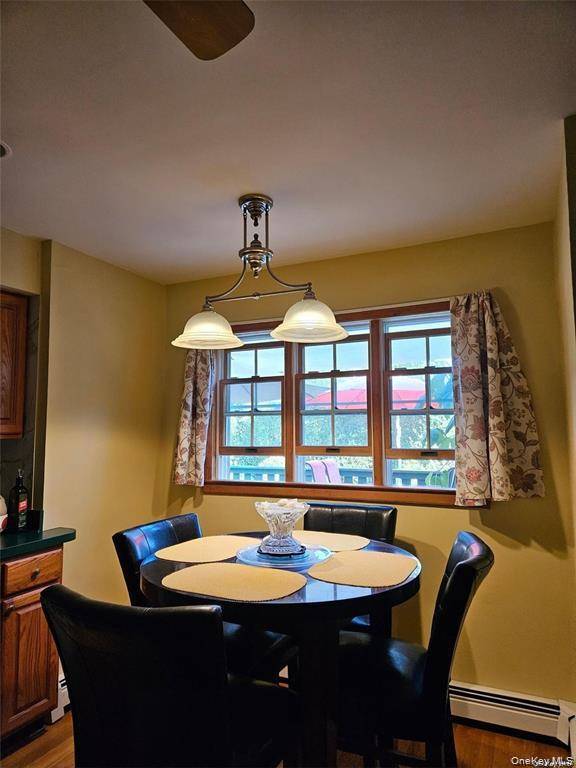 4 Bedroom Home for Sale in Mastic Beach - New York - USA - 8