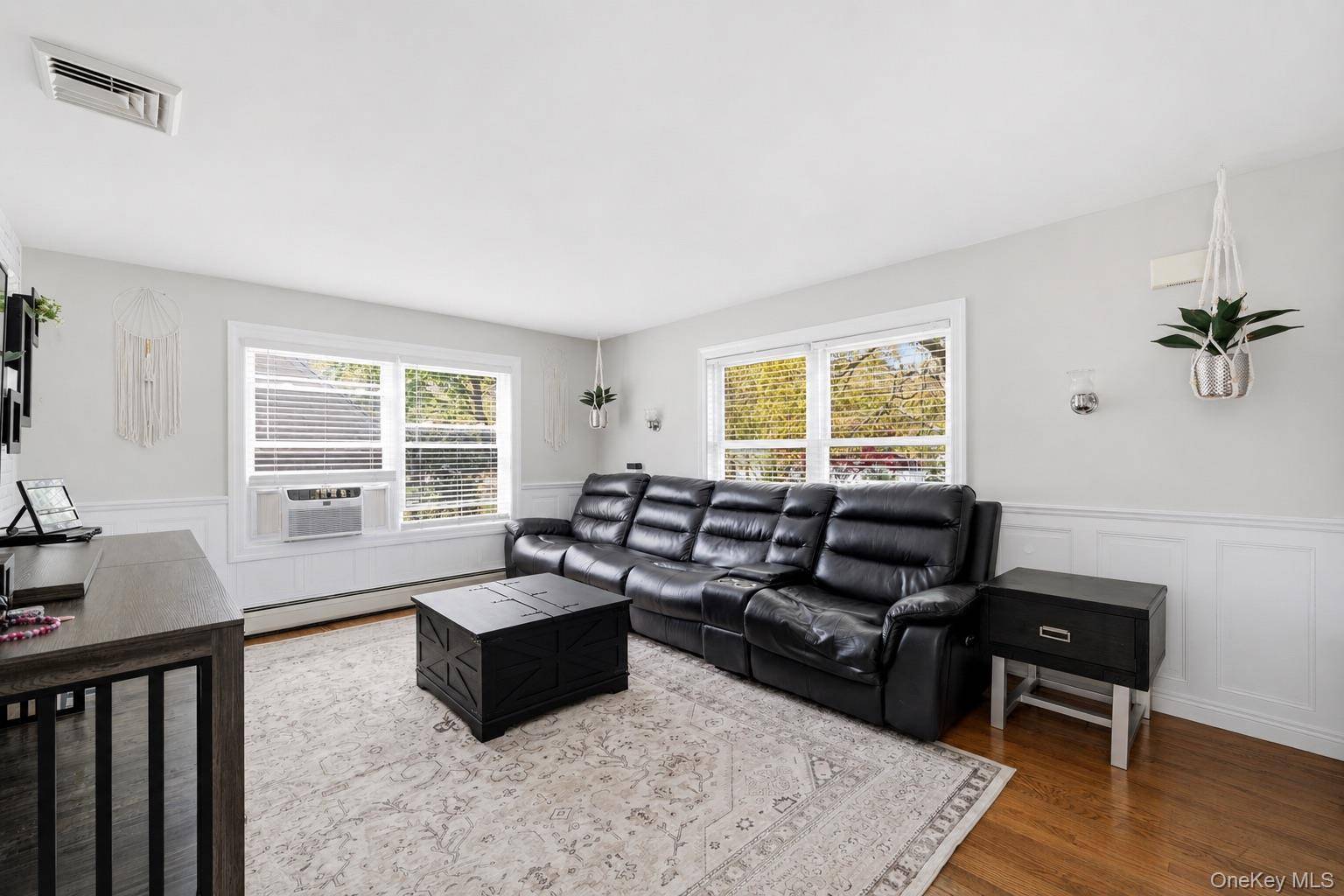 Casa de 4 Dormitorios en Venta en Medford - Nueva York - EE. UU. - 5