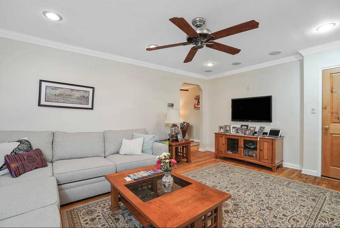 Casa com 4 Quartos à Venda em Middle Village - Nova Iorque - EUA - 5