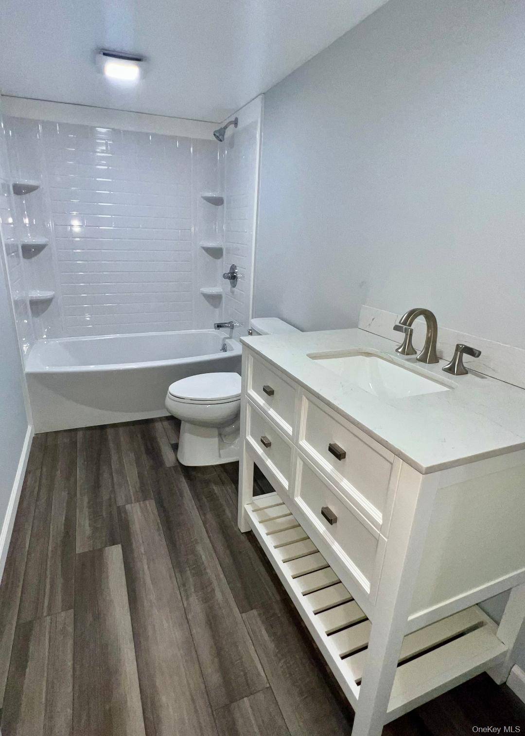 Casa com 4 Quartos à Venda em Middletown - Nova Iorque - EUA - 8