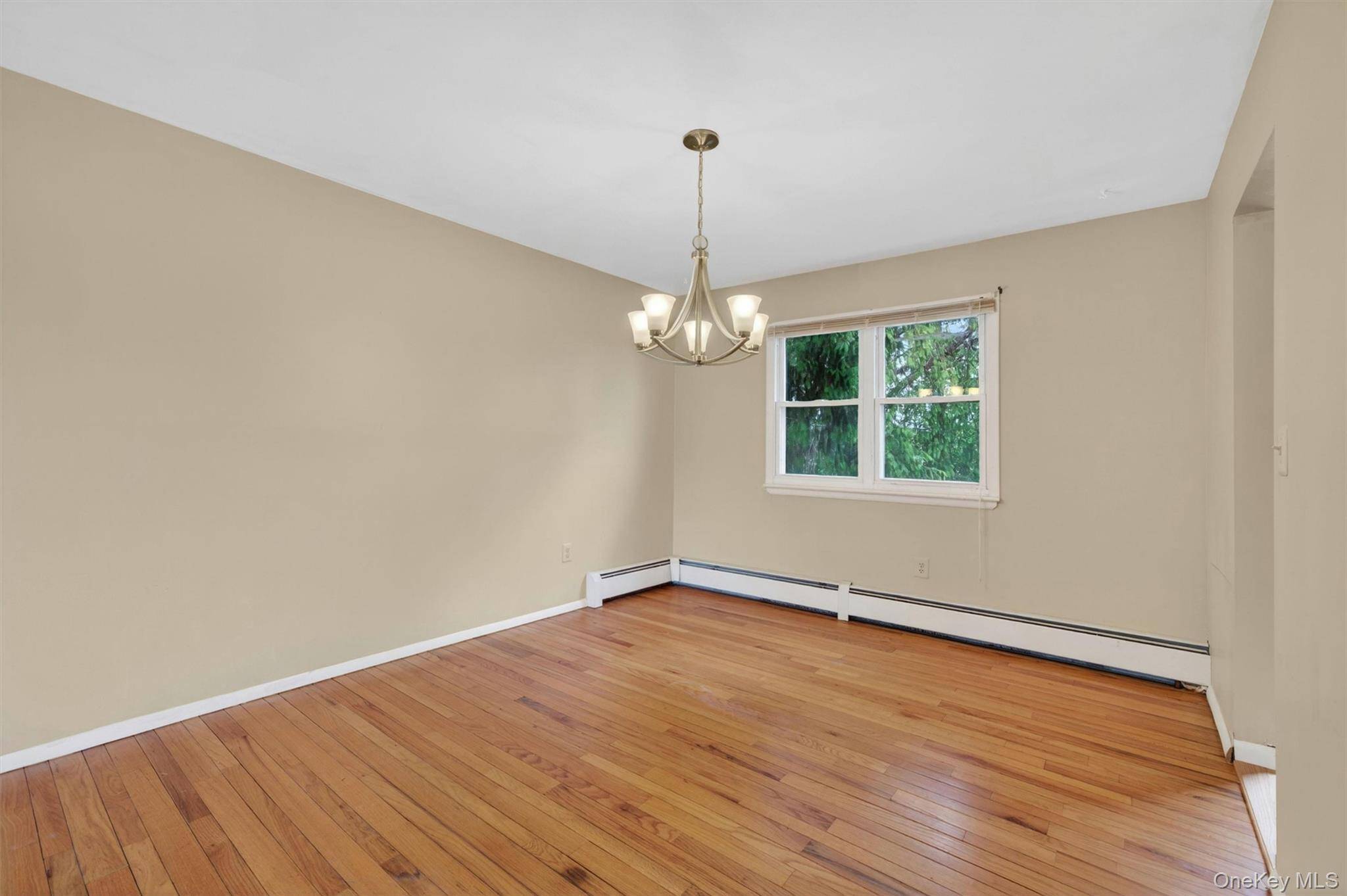 Casa com 4 Quartos à Venda em Middletown - Nova Iorque - EUA - 8