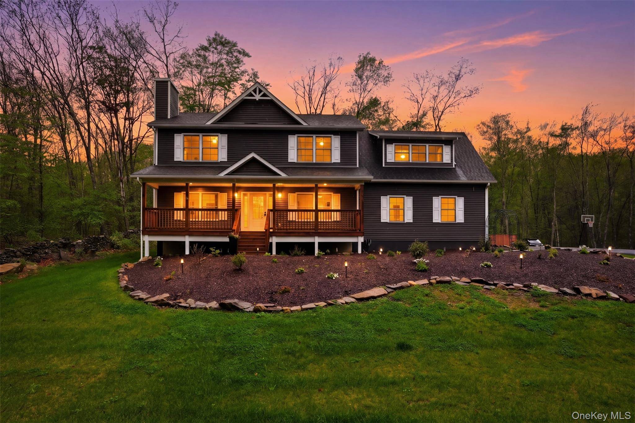 Casa com 4 Quartos à Venda em Middletown - Nova Iorque - EUA - 1