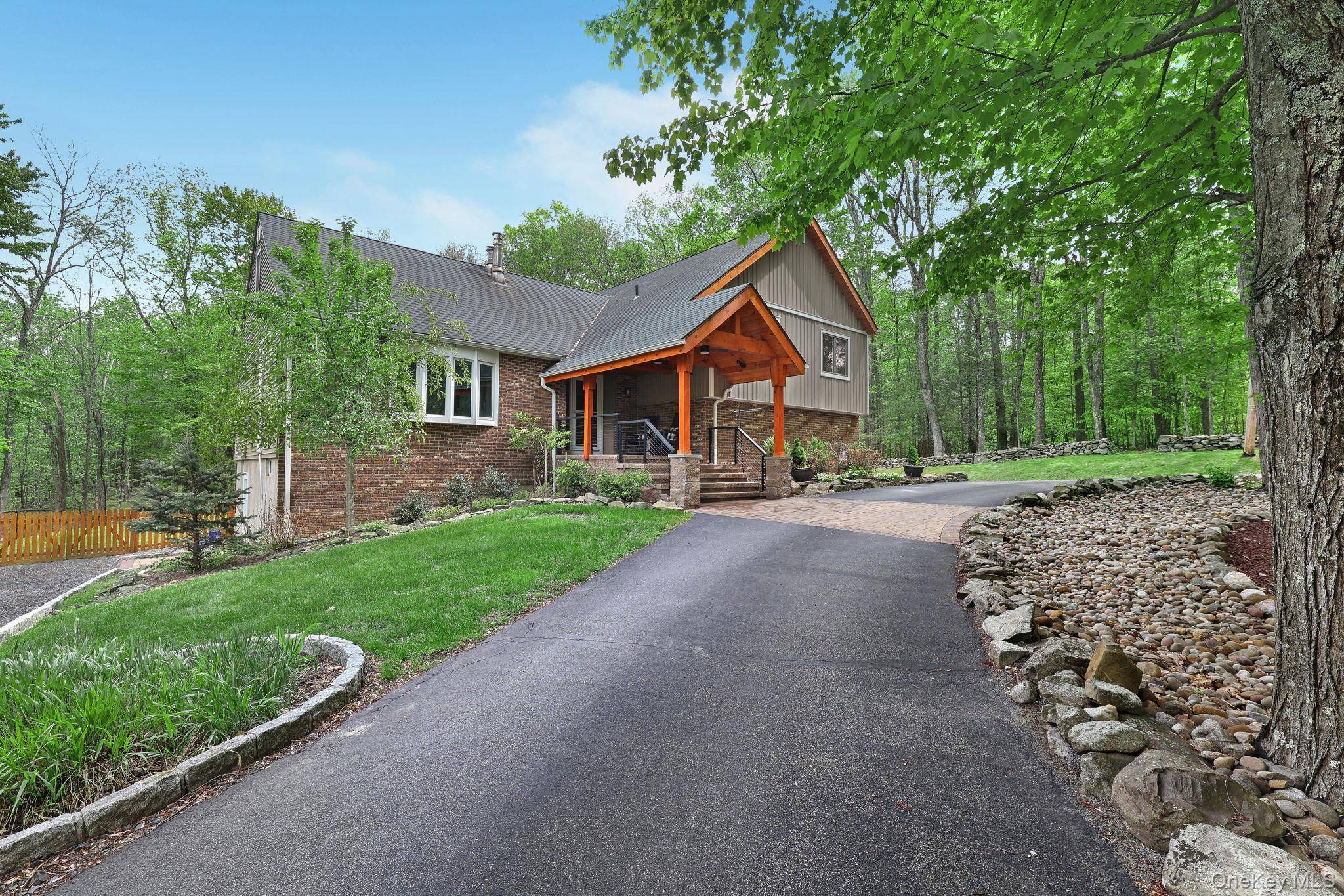 4 Bedroom Home for Sale in Middletown - New York - USA - 4