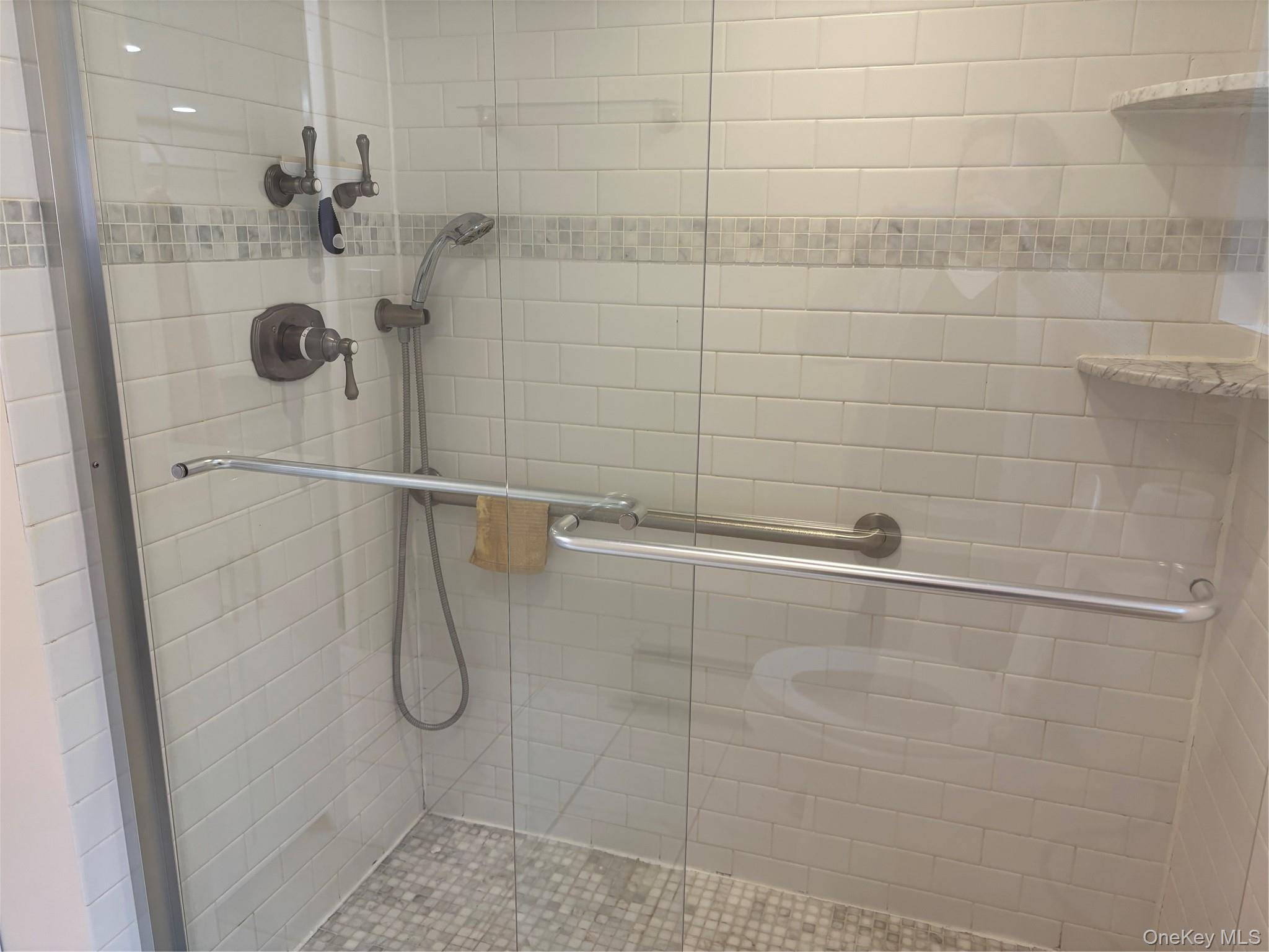 Casa de 4 Dormitorios en Venta en Millbrook - Nueva York - EE. UU. - 7