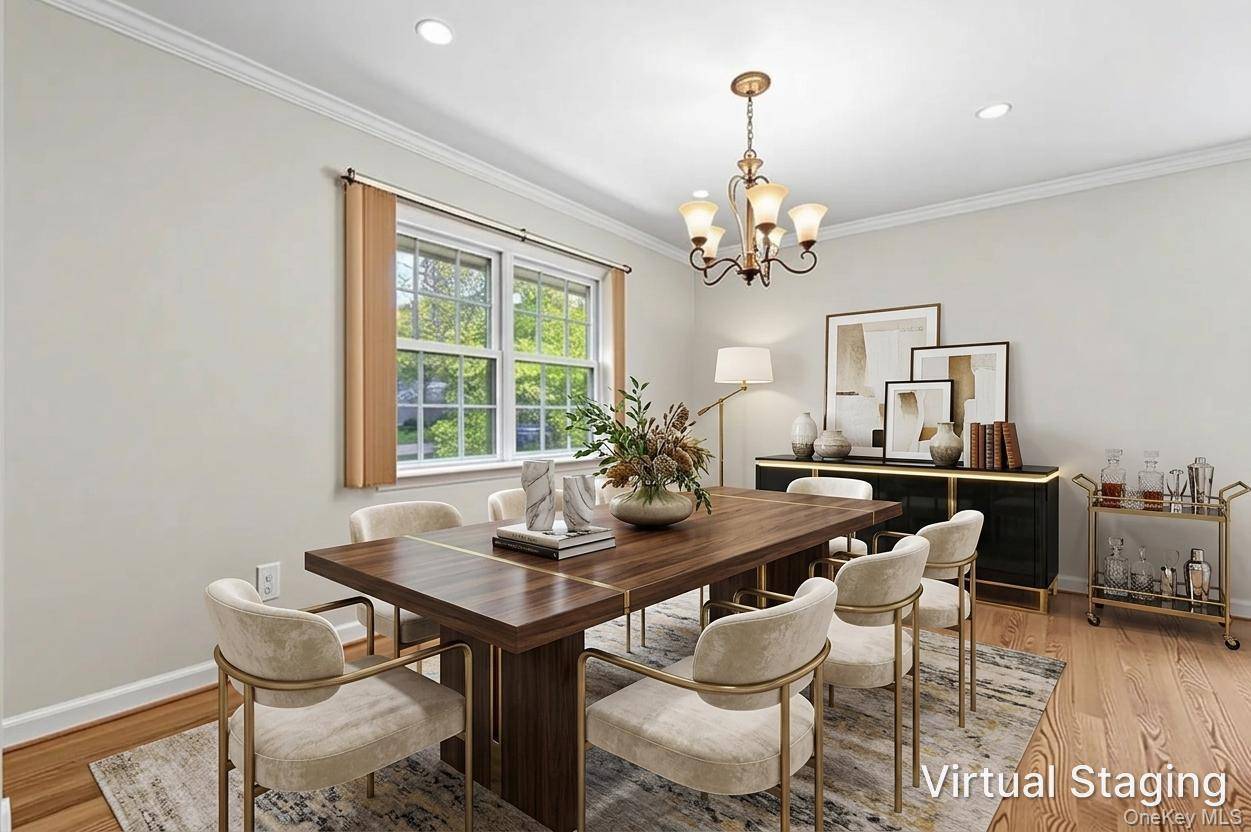 4 Bedroom Home for Sale in Miller Place - New York - USA - 8