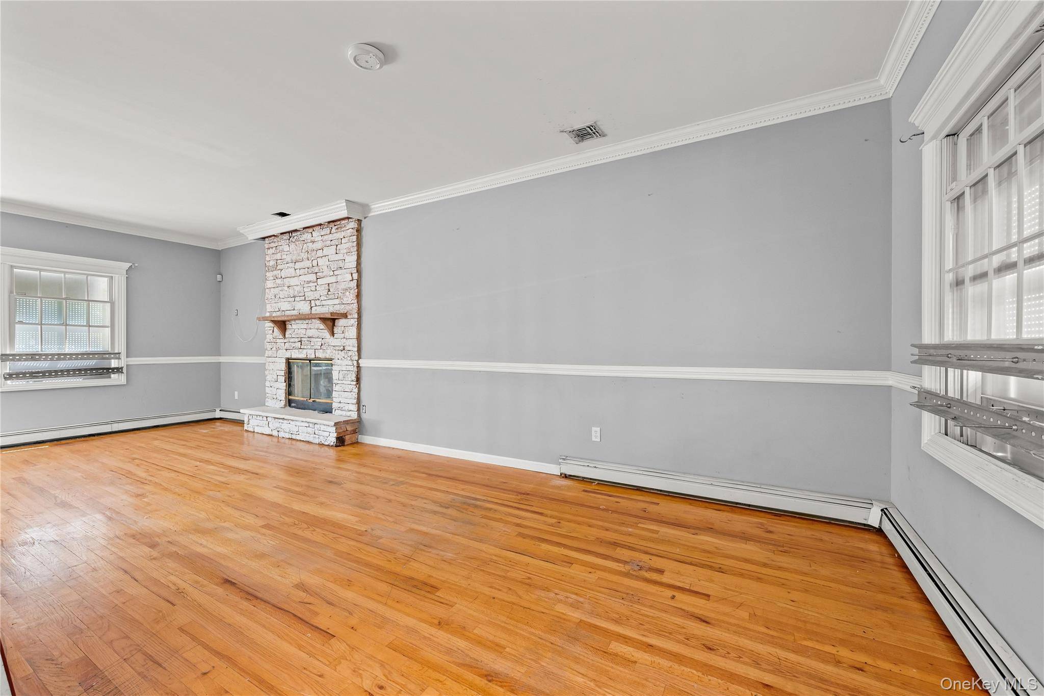 Casa de 4 Dormitorios en Venta en Miller Place - Nueva York - EE. UU. - 7