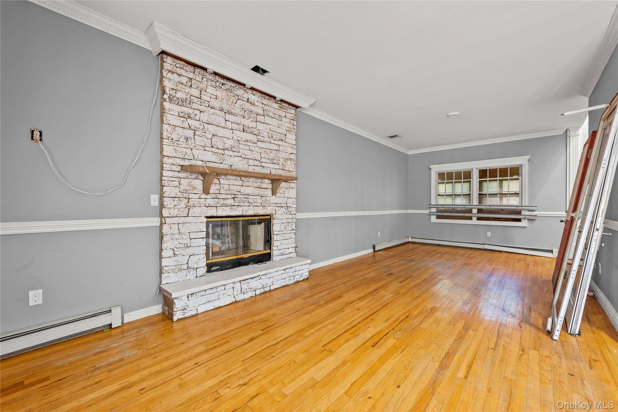 Casa de 4 Dormitorios en Venta en Miller Place - Nueva York - EE. UU. - 8