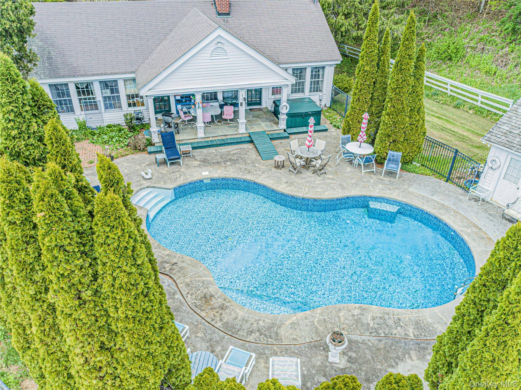 Casa de 4 Dormitorios en Venta en Millerton, Nueva York, EE. UU. - 4