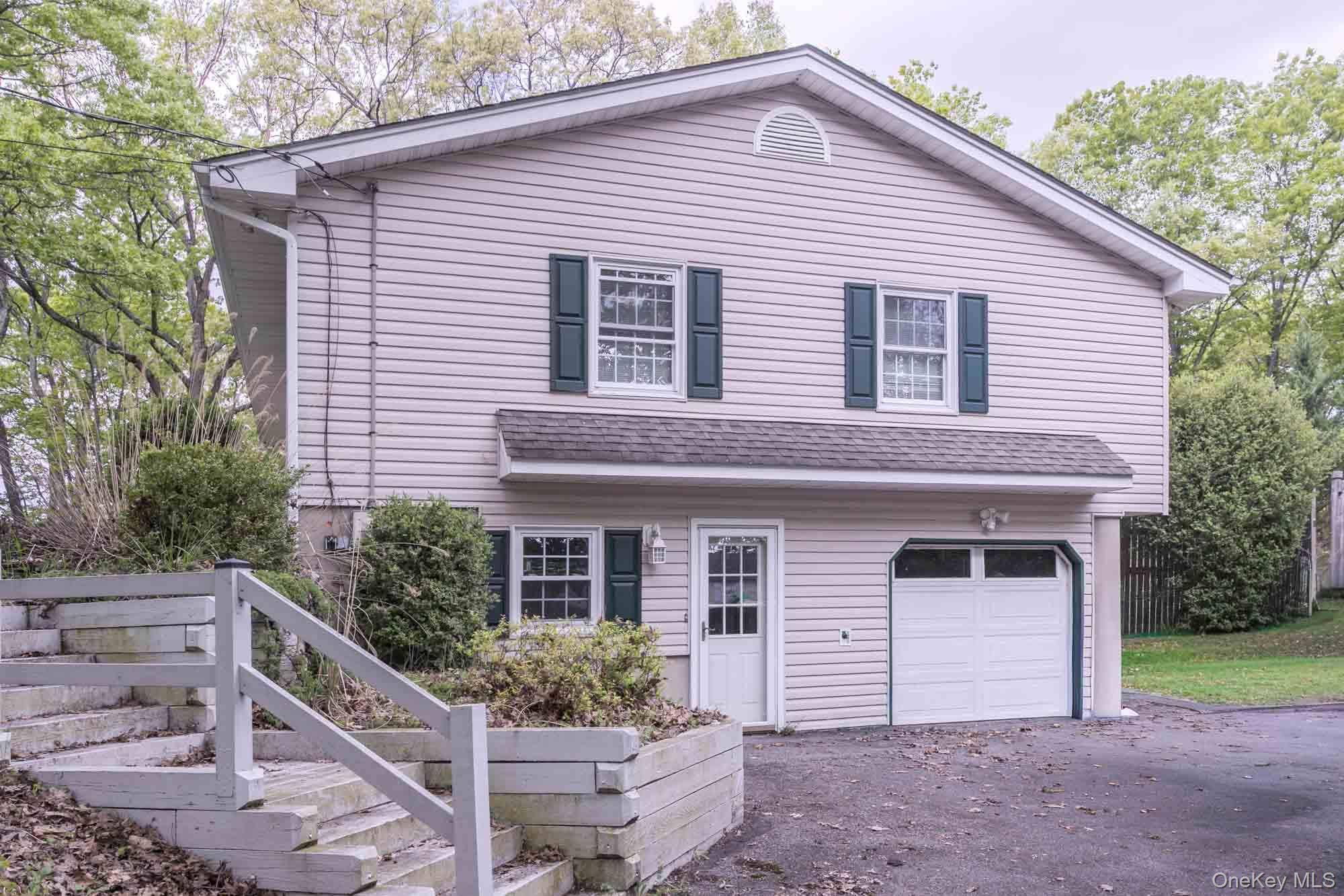 Casa de 4 Dormitorios en Venta en Monroe - Nueva York - EE. UU. - 4