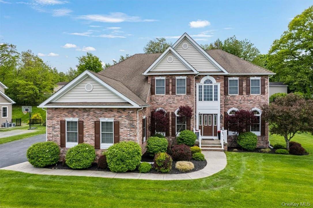 Casa de 4 Dormitorios en Venta en Monroe - Nueva York - EE. UU. - 1