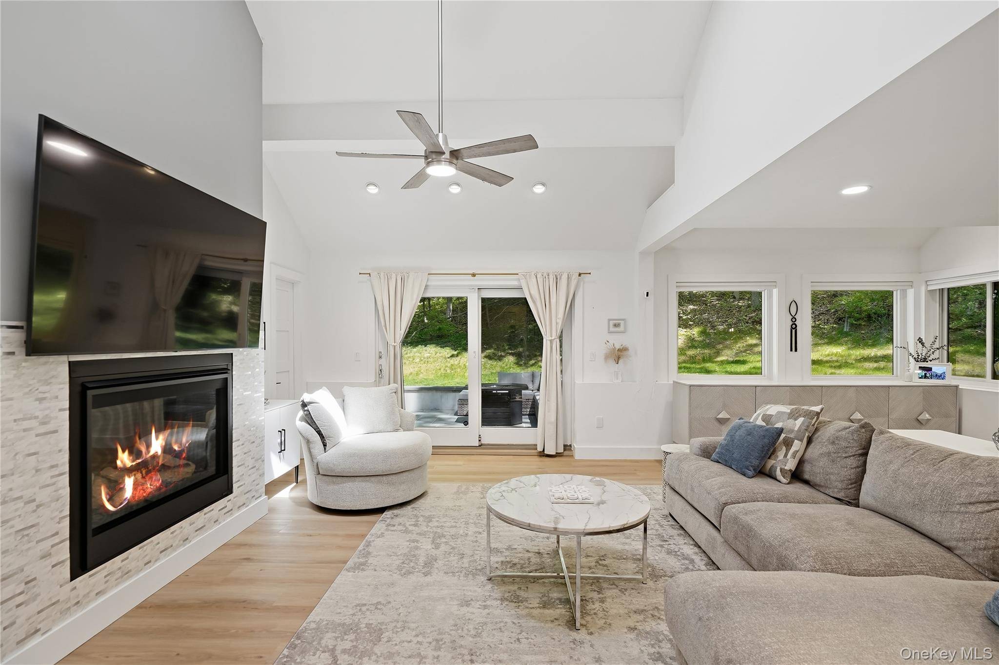 4 Bedroom Home for Sale in Mount Kisco - New York - USA - 5