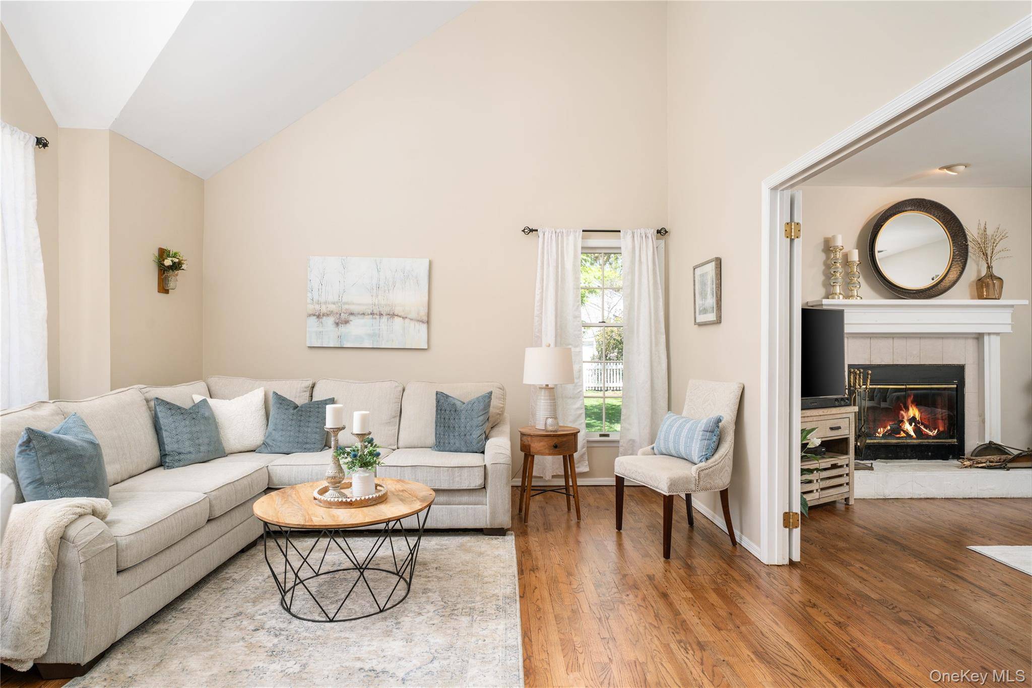 4 Bedroom Home for Sale in Mount Sinai - New York - USA - 6