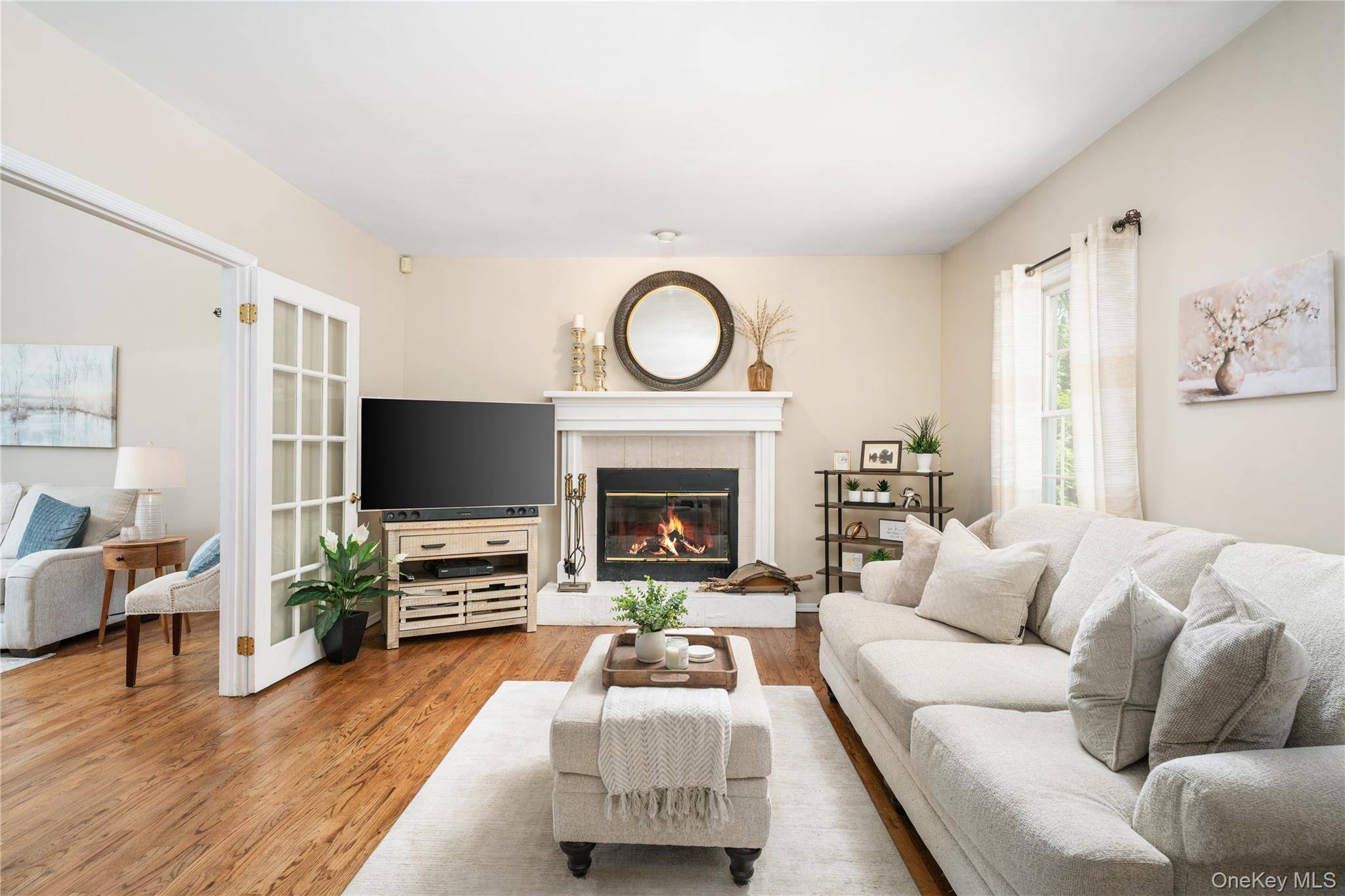 4 Bedroom Home for Sale in Mount Sinai - New York - USA - 8