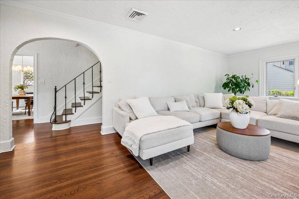Casa de 4 Dormitorios en Venta en New Rochelle - Nueva York - EE. UU. - 6