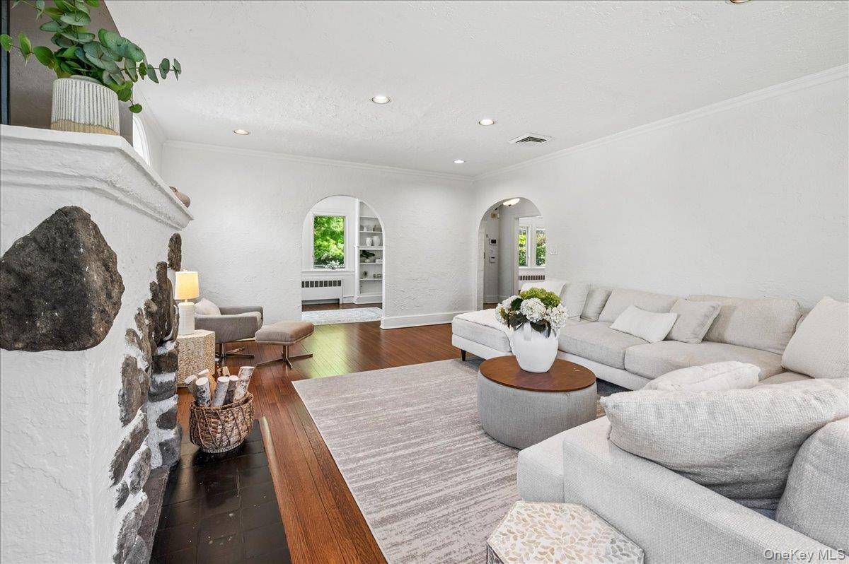 Casa de 4 Dormitorios en Venta en New Rochelle - Nueva York - EE. UU. - 8