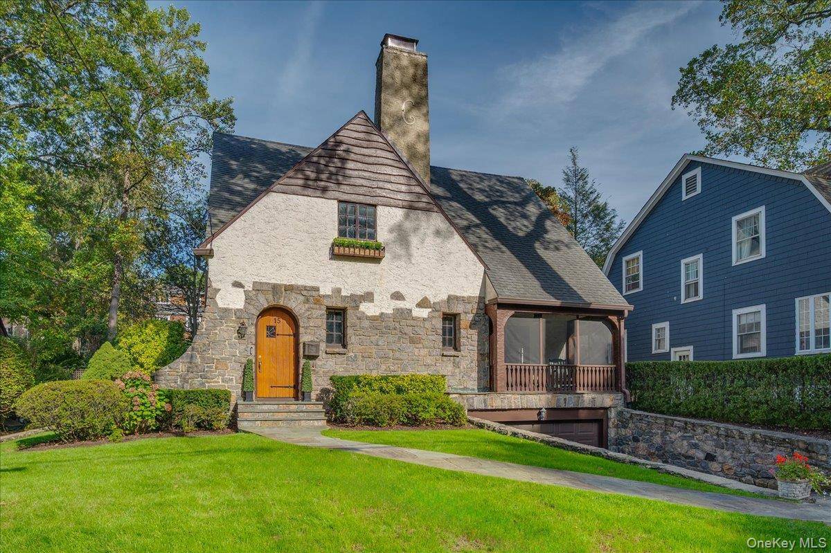 Casa de 4 Dormitorios en Venta en New Rochelle - Nueva York - EE. UU. - 2