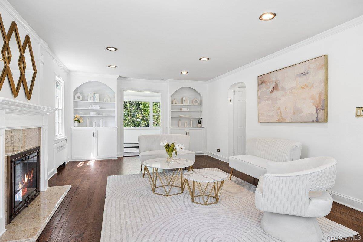 Casa de 4 Dormitorios en Venta en New Rochelle - Nueva York - EE. UU. - 3